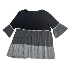 Shein Curve Colorblock Tiered Ruffle Tunic Top Black/Grey 3XL‎